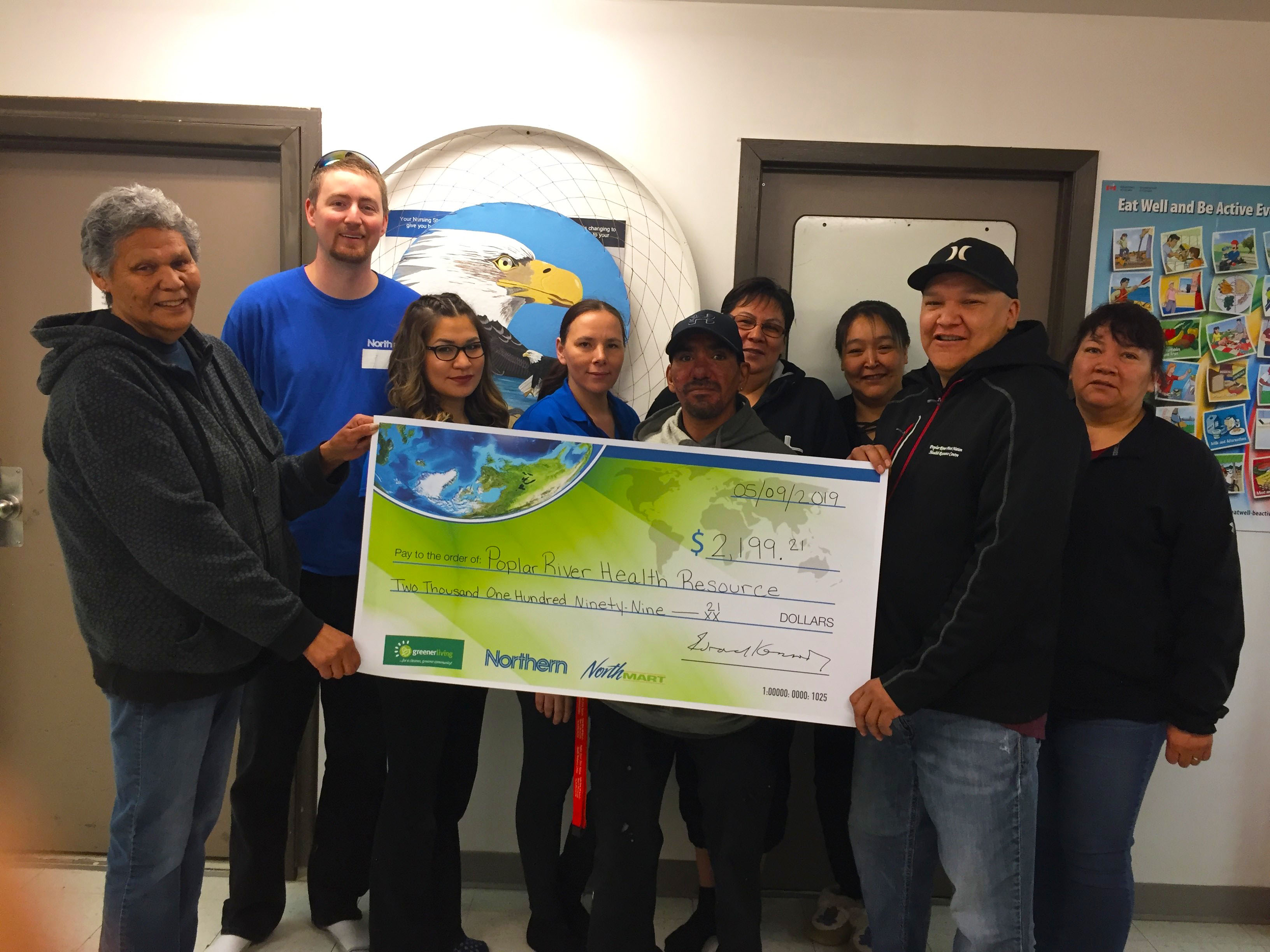 Poplar RIver Staff & Cheque.jpg (713 KB)